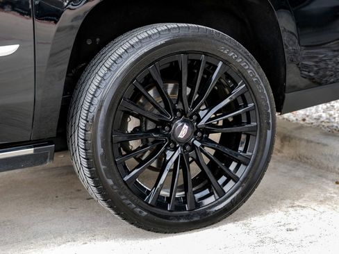 Used 2019 Cadillac Escalade ESV Platinum image 51