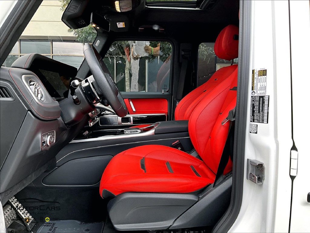 Used 2025 Mercedes-Benz G 63 AMG 4MATIC image 23