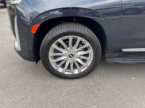 Certified 2023 Cadillac Escalade ESV Premium Luxury w/ Performance Package image 30