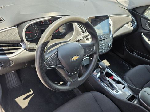 Used 2024 Chevrolet Malibu LT FWD image 8