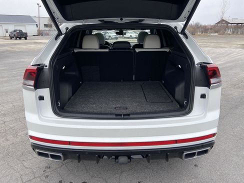 Used 2024 Volkswagen Atlas Cross Sport SEL Premium R-Line image 7