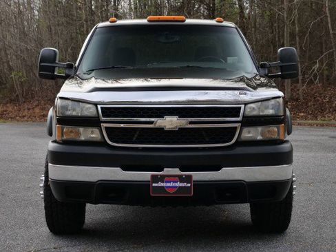 Used 2007 Chevrolet Silverado 3500 LT w/ Heavy-Duty Power Package image 5