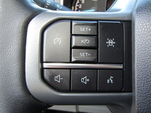 Certified 2022 Ford F150 XLT w/ Equipment Group 302A High image 28