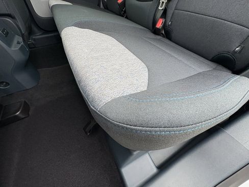 New 2025 Ford Maverick XLT image 23