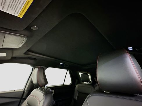 Used 2023 Ford Explorer ST-Line w/ Class IV Trailer Tow Package image 27