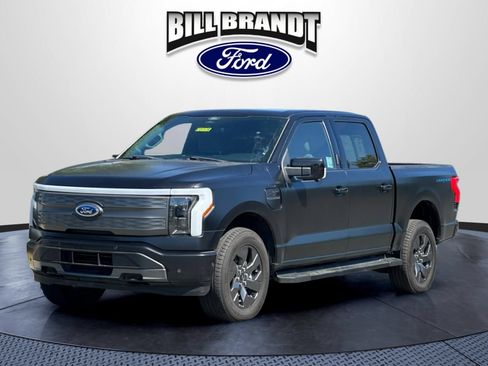 Used 2022 Ford F150 Lightning Lariat w/ Equipment Group 511A High AWD/4WD image 7