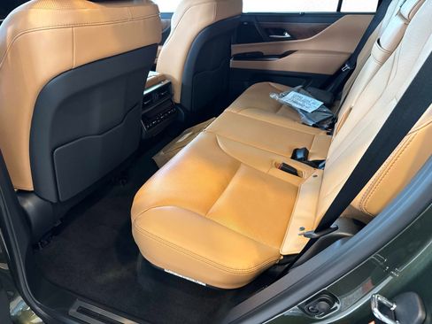 New 2026 Lexus LX 600 4WD w/ Luxury Package image 15