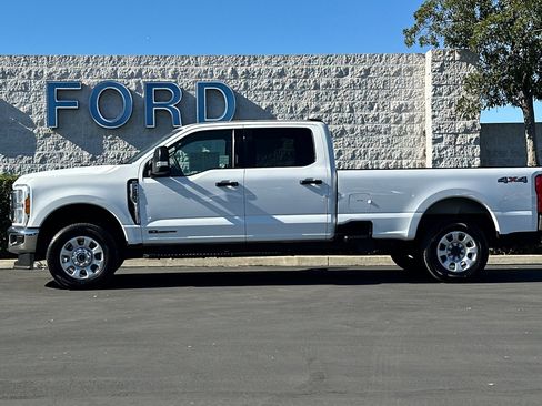 Used 2024 Ford F250 XLT image 7