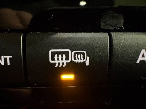 Used 2020 Subaru Ascent Limited w/ Popular Package #2A image 15