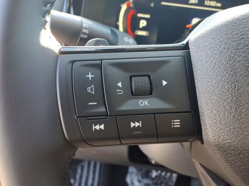 New 2026 Nissan Pathfinder SL image 20