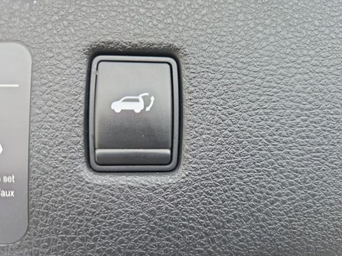 Used 2019 INFINITI QX50 Luxe AWD/4WD image 30