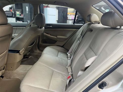 Used 2004 Honda Accord EX image 14