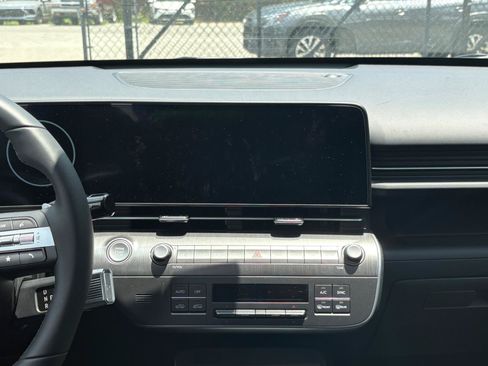 Used 2026 Hyundai Kona SEL Premium FWD image 21