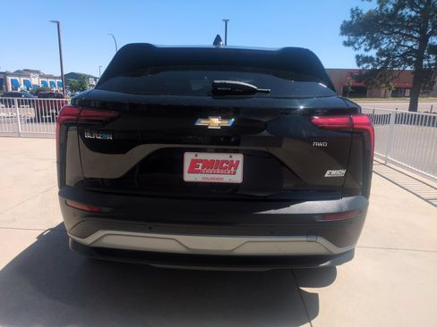 Used 2024 Chevrolet Blazer EV LT AWD/4WD image 4