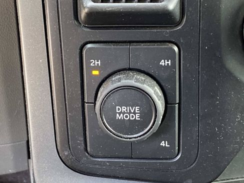 Used 2021 Ford F150 XLT AWD/4WD image 16