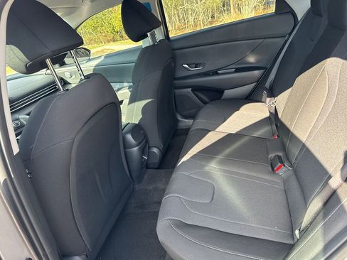 New 2026 Hyundai Elantra SE image 11