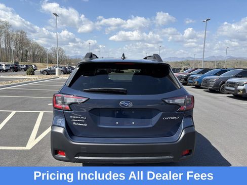Certified 2025 Subaru Outback Premium AWD/4WD image 10