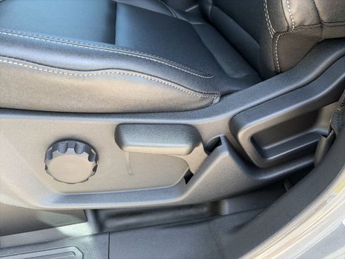 New 2026 Ford Bronco Badlands AWD/4WD image 13