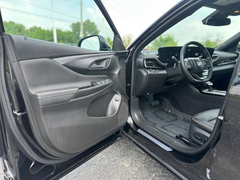Used 2025 Buick Envista Avenir FWD image 15
