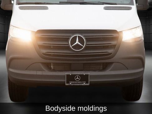Used 2025 Mercedes-Benz Sprinter 2500 image 16