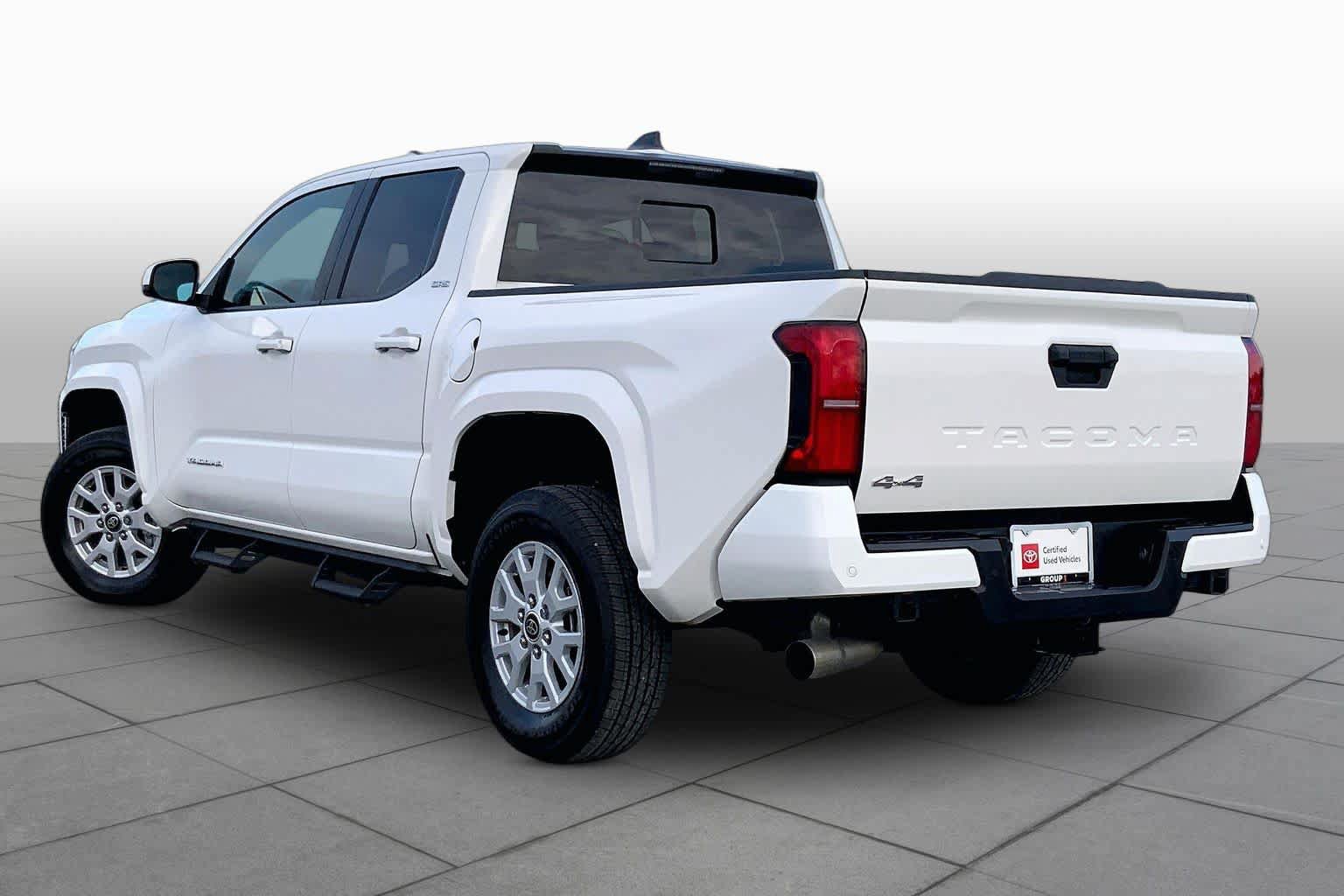 Certified 2026 Toyota Tacoma SR5 w/ SR5 Upgrade Package AWD/4WD image 12