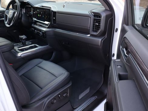 Used 2024 Chevrolet Silverado 1500 LTZ w/ LTZ Convenience Package II image 54