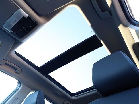 New 2026 Nissan Rogue SV image 9