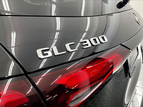 Certified 2023 Mercedes-Benz GLC 300 image 32
