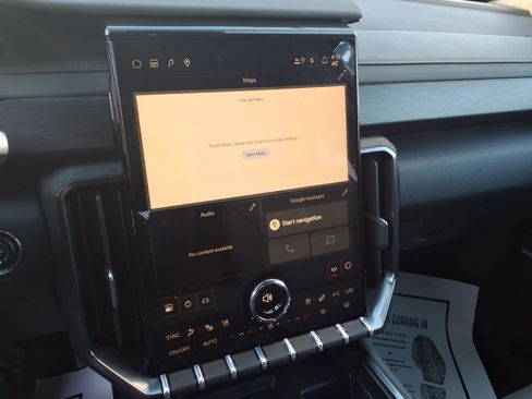 New 2026 GMC Acadia AT4 w/ Luxury Package image 10