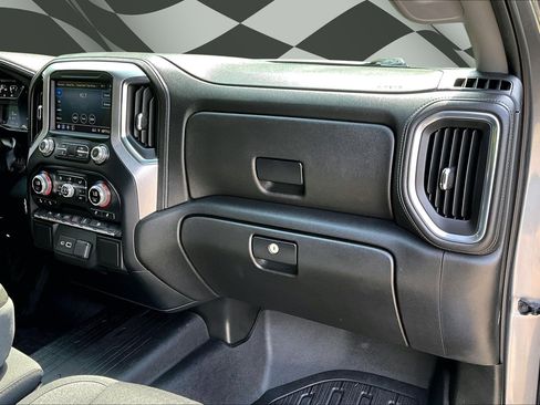 Used 2022 GMC Sierra 1500 SLE w/ Driver Alert Package I AWD/4WD image 16