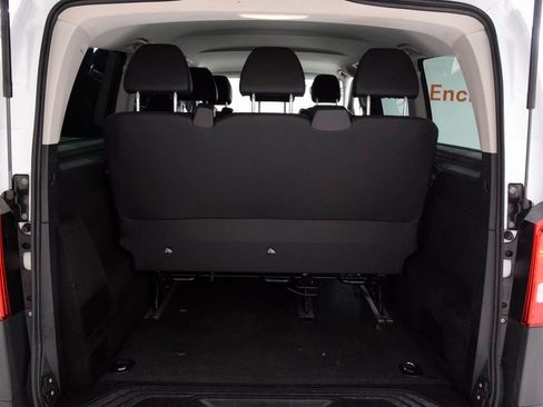 Used 2023 Mercedes-Benz Metris Passenger image 30