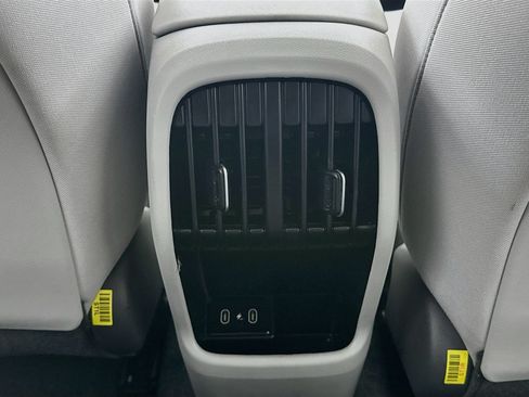 Used 2025 Hyundai Kona SEL FWD image 26