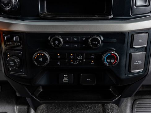 Used 2023 Ford F350 XLT w/ 360-Degree Camera Package image 27