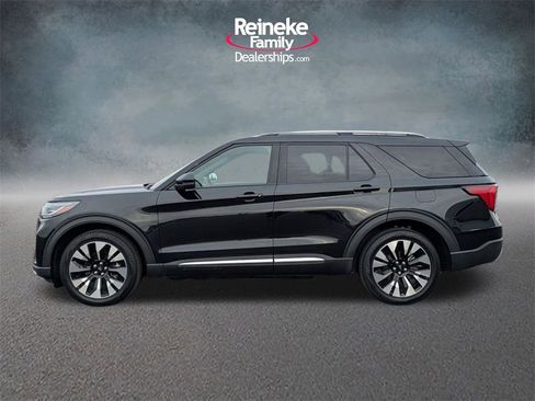 Used 2025 Ford Explorer Platinum w/ LUX Leather Package image 9