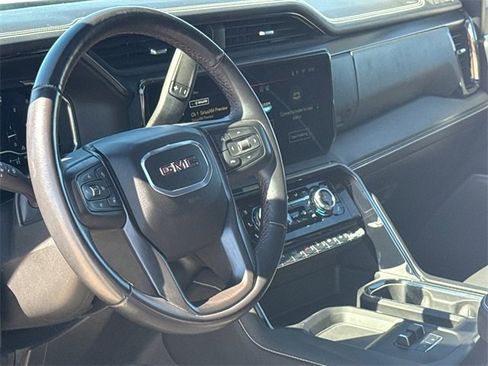 Used 2024 GMC Sierra 2500 AT4X image 19