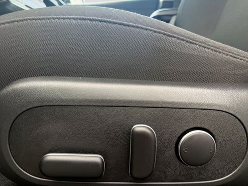 Used 2024 Hyundai Kona SEL AWD/4WD image 17