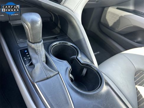 Used 2020 Toyota Camry SE image 27