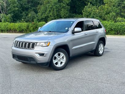Used 2017 Jeep Grand Cherokee Laredo