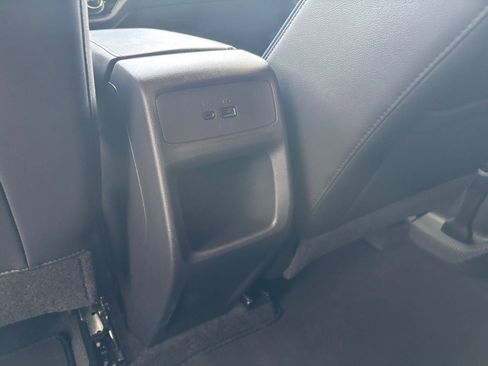 Used 2025 Buick Envista Sport Touring image 24