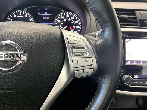 Used 2018 Nissan Altima 2.5 SL w/ 2.5 SL Technology Package image 21