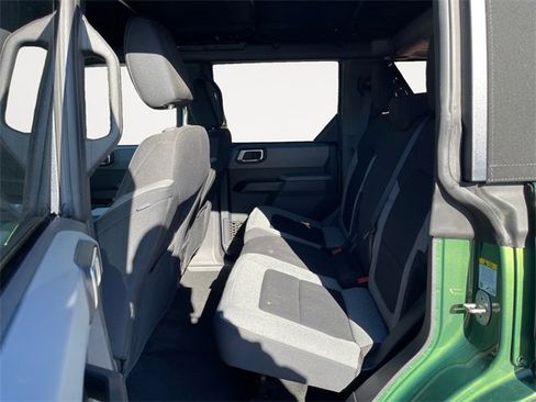 Used 2023 Ford Bronco Big Bend image 13