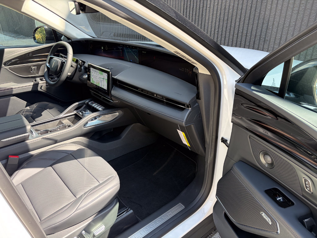 New 2026 Lincoln Nautilus Premier w/ Equipment Group 102A AWD/4WD image 30