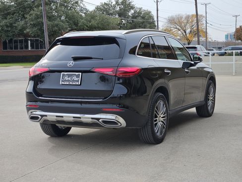 Used 2025 Mercedes-Benz GLC 300 image 8