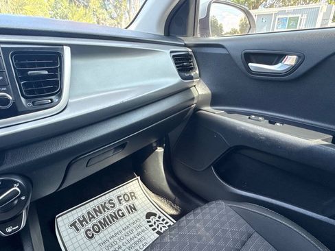Used 2020 Kia Rio LX FWD image 17