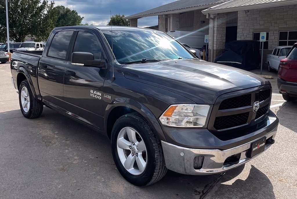 Used 2015 RAM 1500 Outdoorsman RWD image 2