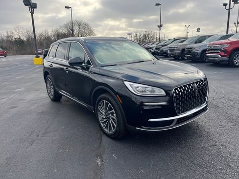 Used 2023 Lincoln Corsair Reserve w/ Equipment Group 201A image 7