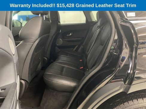 Used 2019 Land Rover Range Rover Evoque SE Premium image 11