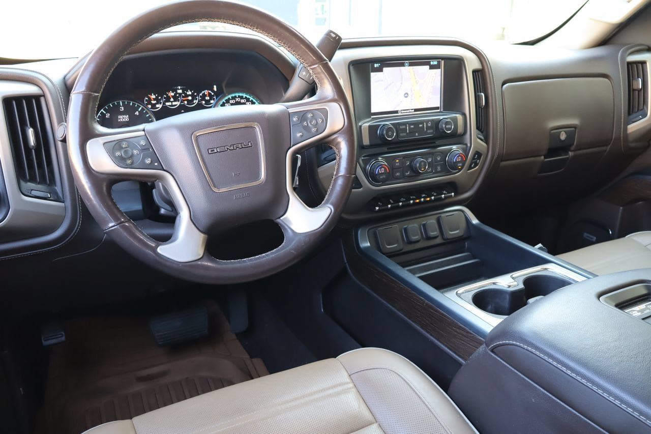 Used 2018 GMC Sierra 1500 Denali w/ Denali Ultimate Package AWD/4WD image 5