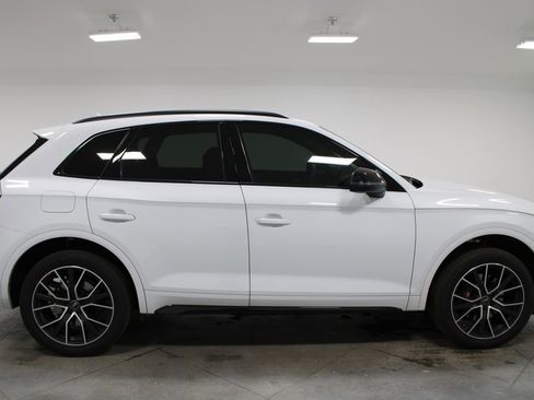 Used 2024 Audi SQ5 Premium Plus image 11