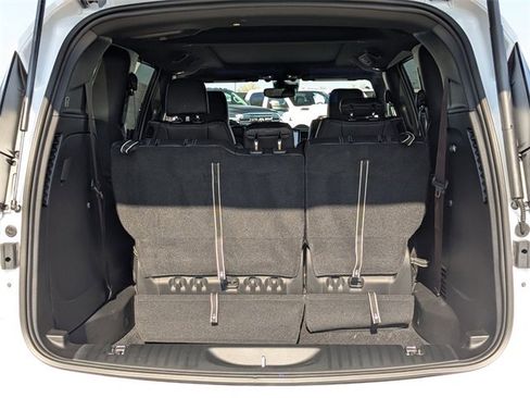 New 2026 Chrysler Pacifica Select image 32
